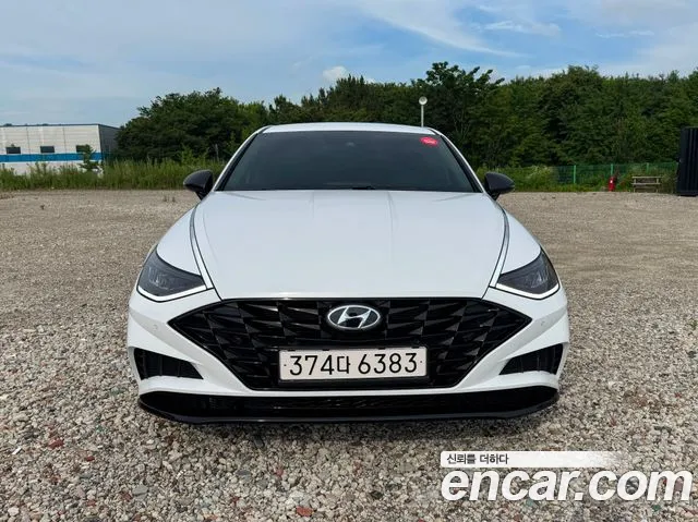Hyundai Sonata 2023 — photo 1
