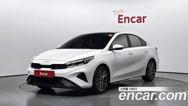 Kia K3 2022 — photo 1