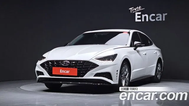 Hyundai Sonata 2022 — photo 1
