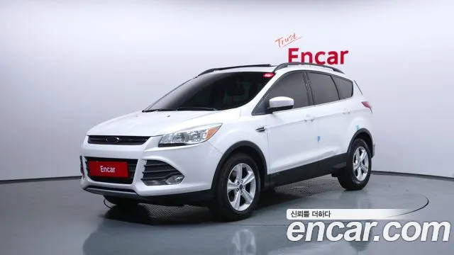 Ford Escape 2015 — photo 1