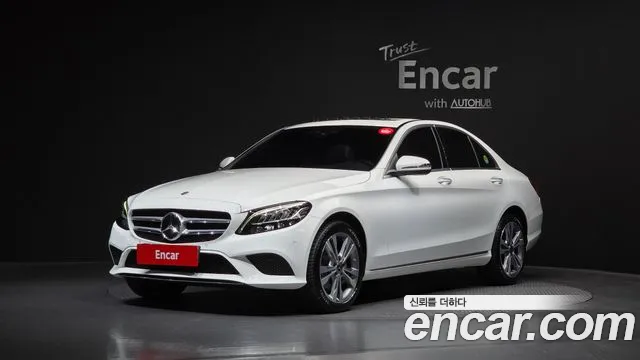 Mercedes-Benz C-Class 2020 — photo 1