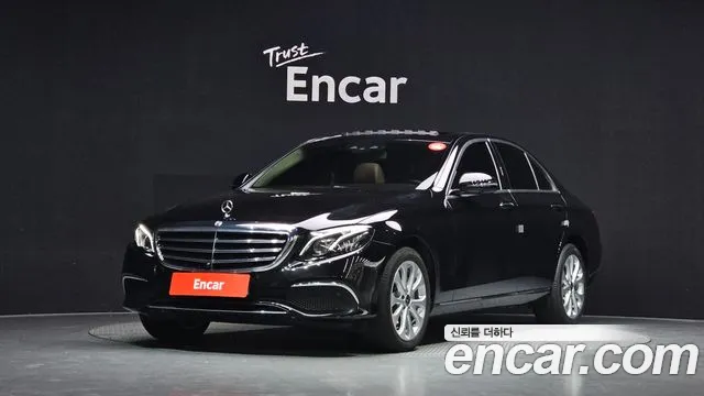 Mercedes-Benz E-Class 2018 — photo 1