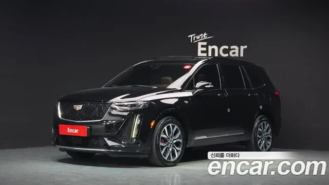 Cadillac XT6 2022 — photo 1