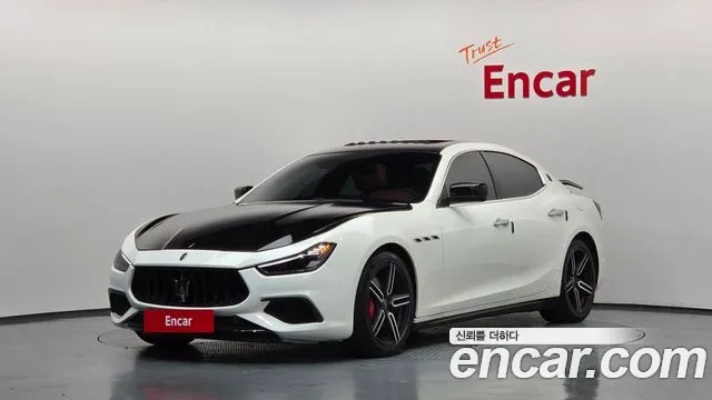 Maserati Ghibli 2014 — photo 1