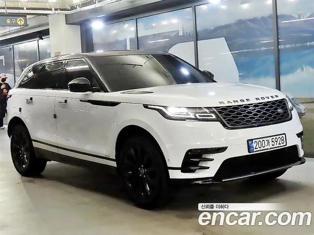 Land Rover Range Rover Velar 2018 — photo 1