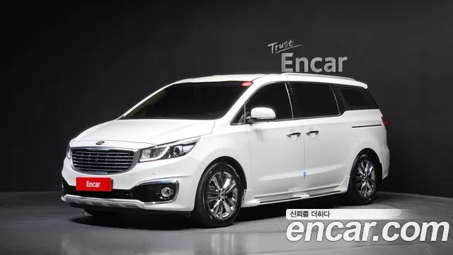 Kia Canival 2018 — photo 1