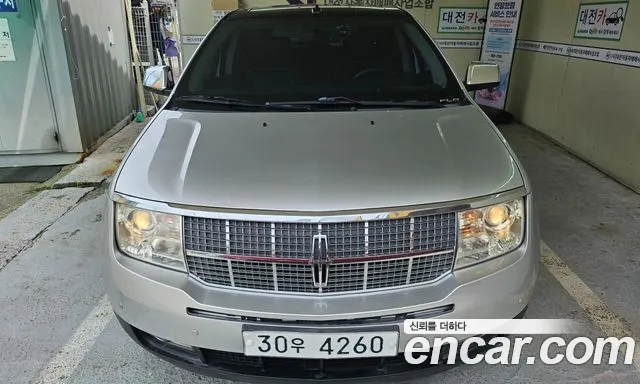 Lincoln MKX 2010 — photo 1