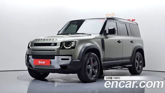 Land Rover Defender 2023 — photo 1