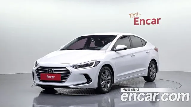 Hyundai AVANTE 2017 — photo 1