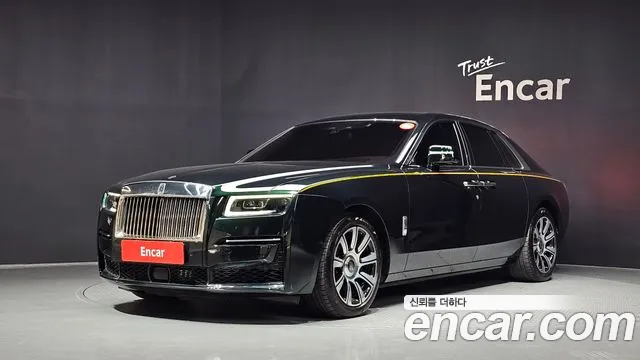 Rolls-Royce Ghost 2022 — photo 1