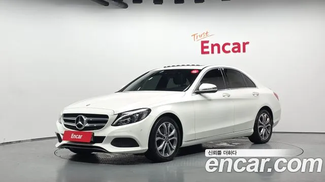 Mercedes-Benz C-Class 2017 — photo 1