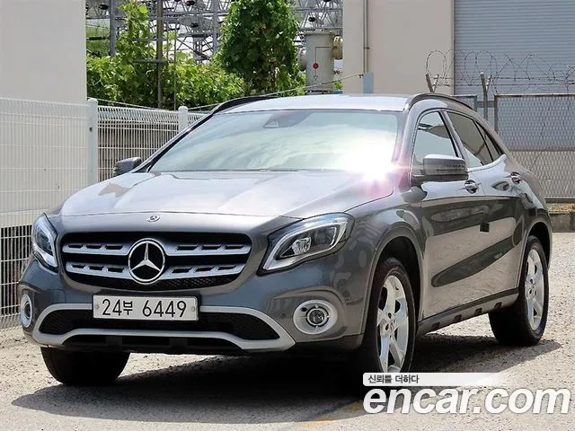Mercedes-Benz GLA-Class 2019 — photo 1