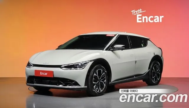 Kia EV6 2022 — photo 1