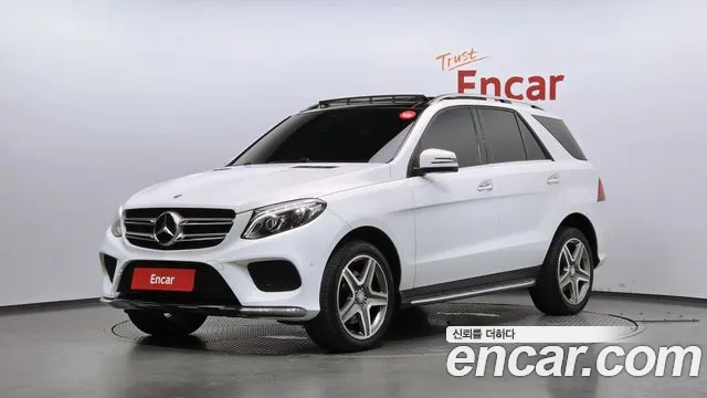 Mercedes-Benz GLE-Class 2016 — photo 1