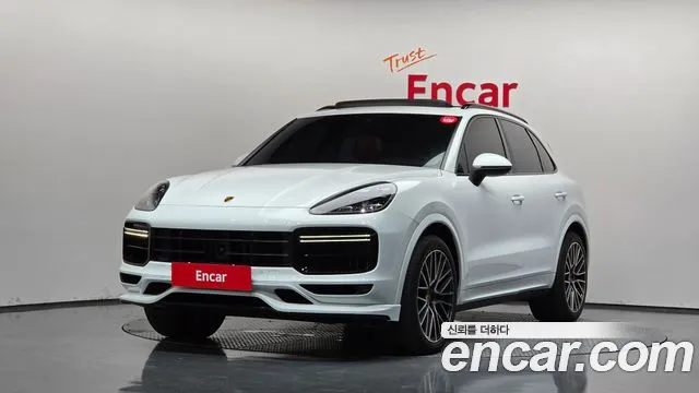 Porsche Cayenne 2019 — photo 1