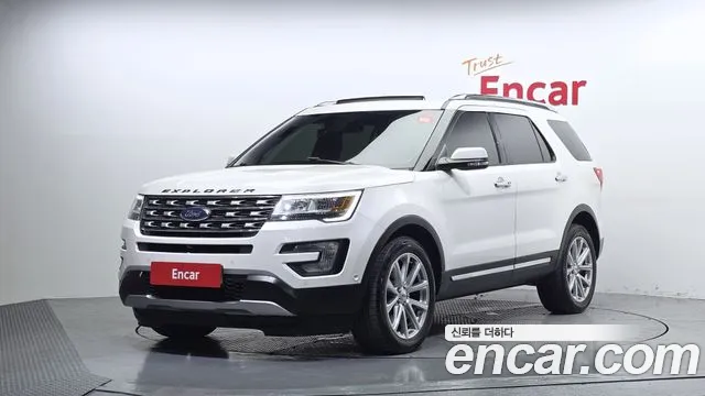 Ford Explorer 2016 — photo 1