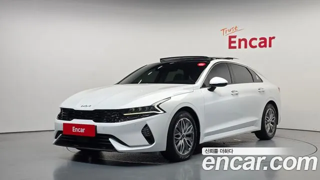 Kia K5 2023 — photo 1