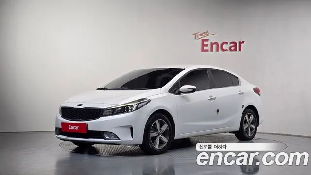 Kia K3 2018 — photo 1