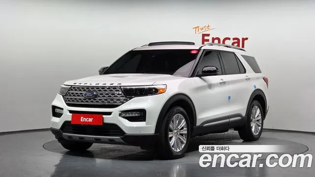 Ford Explorer 2020 — photo 1