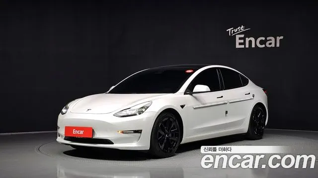 Tesla Model 3 2021 — photo 1