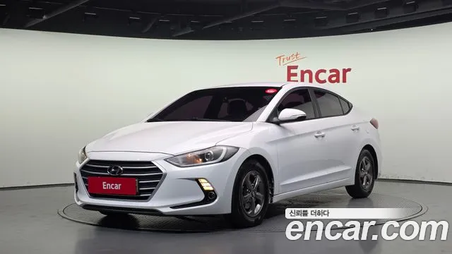 Hyundai AVANTE 2017 — photo 1