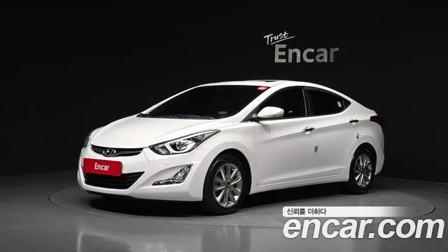 Hyundai AVANTE 2016 — photo 1