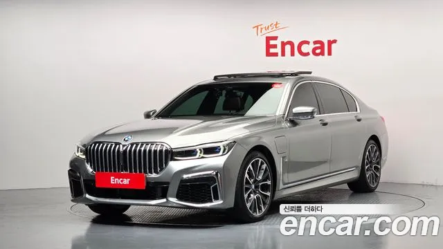 BMW 7-Series 2021 — photo 1