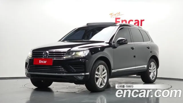 Volkswagen Touareg 2016 — photo 1