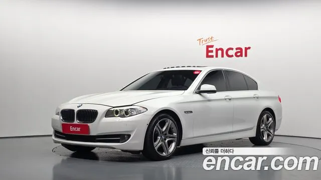 BMW 5-Series 2013 — photo 1