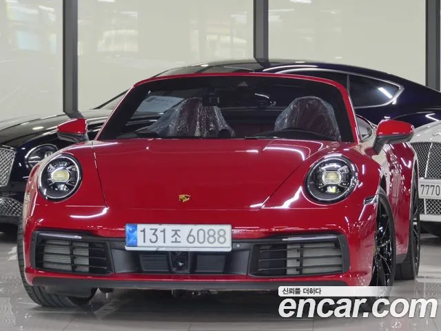 Porsche 911 2024 — photo 1