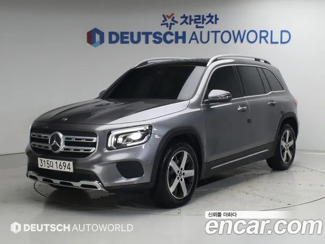 Mercedes-Benz GLB-Class 2020 — photo 1