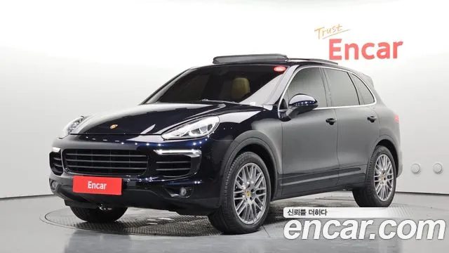 Porsche Cayenne 2016 — photo 1