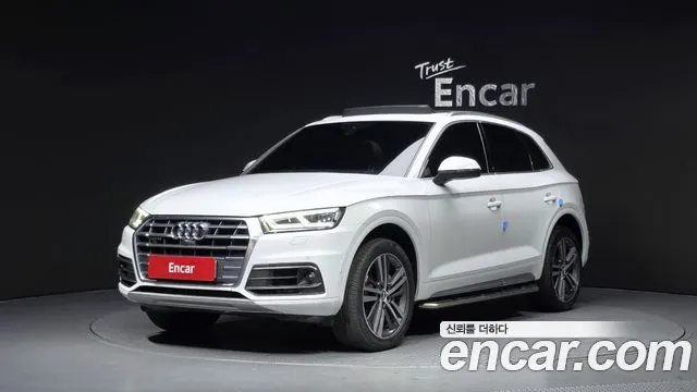 Audi Q5 2020 — photo 1