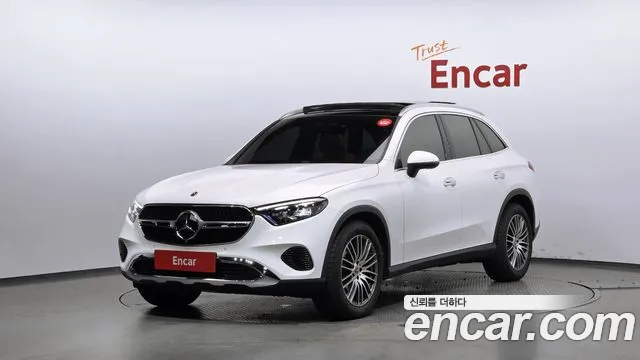 Mercedes-Benz GLC-Class 2026 — photo 1