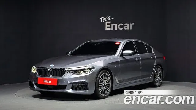 BMW 5-Series 2020 — photo 1
