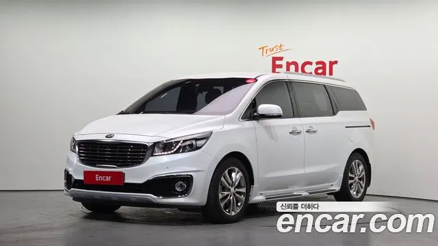 Kia Canival 2016 — photo 1