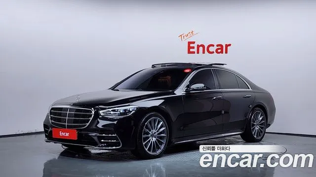 Mercedes-Benz S-Class 2026 — photo 1