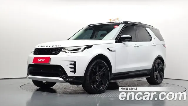 Land Rover Discovery 2025 — photo 1