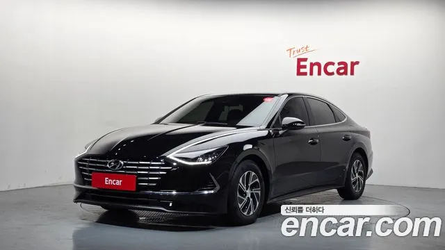 Hyundai Sonata 2022 — photo 1