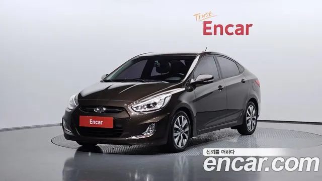 Hyundai Accent 2015 — photo 1