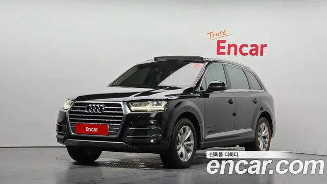 Audi Q7 2019 — photo 1