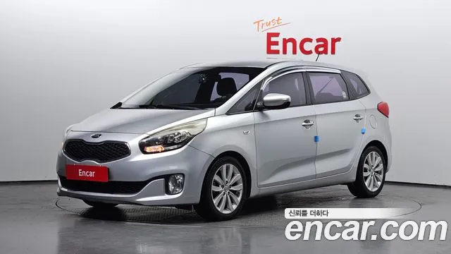 Kia Carens 2015 — photo 1