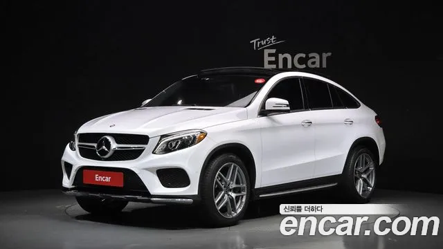 Mercedes-Benz GLE-Class 2017 — photo 1