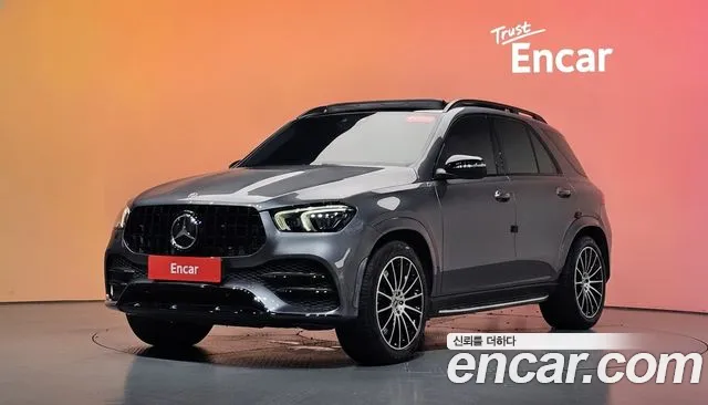 Mercedes-Benz GLE-Class 2022 — photo 1