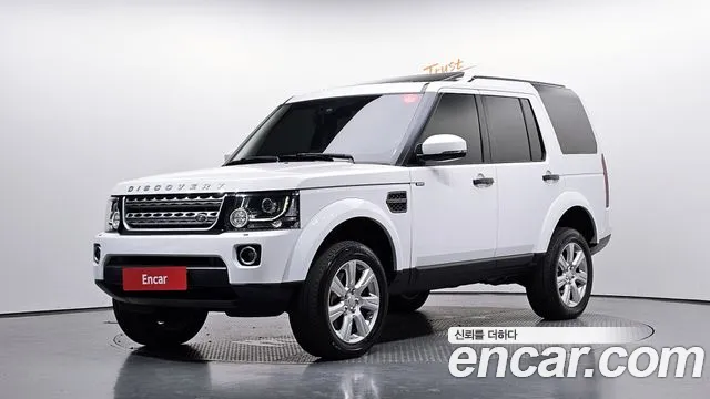 Land Rover Discovery 2016 — photo 1