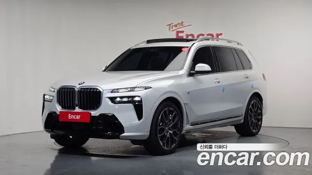 BMW X7 2025 — photo 1