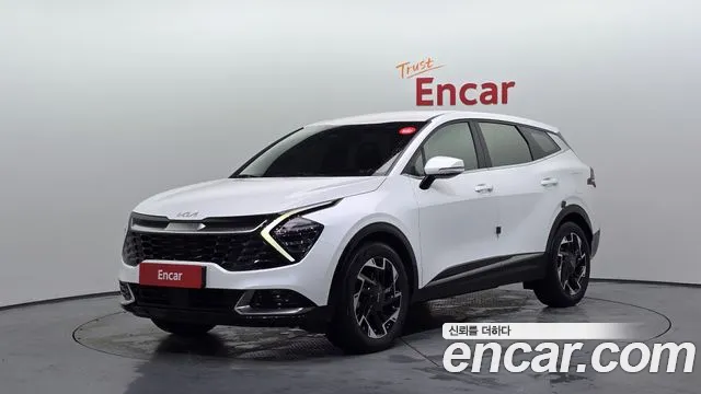 Kia Sportage 2022 — photo 1