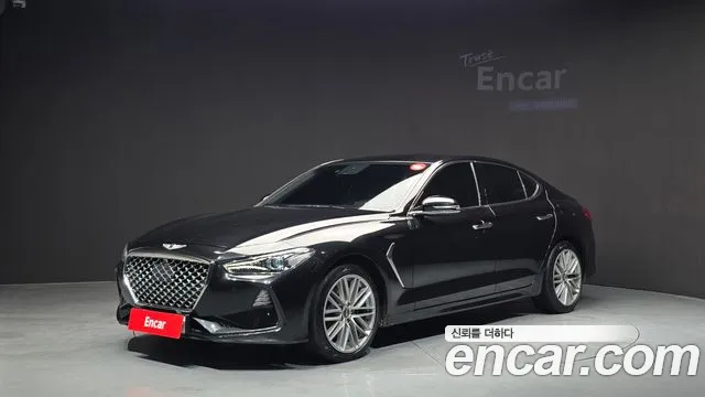 Genesis G70 2020 — photo 1