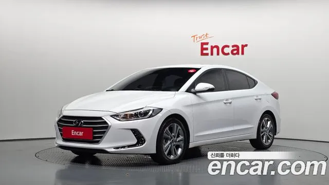 Hyundai AVANTE 2018 — photo 1