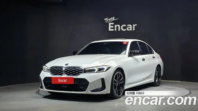 BMW 3-Series 2023 — photo 1
